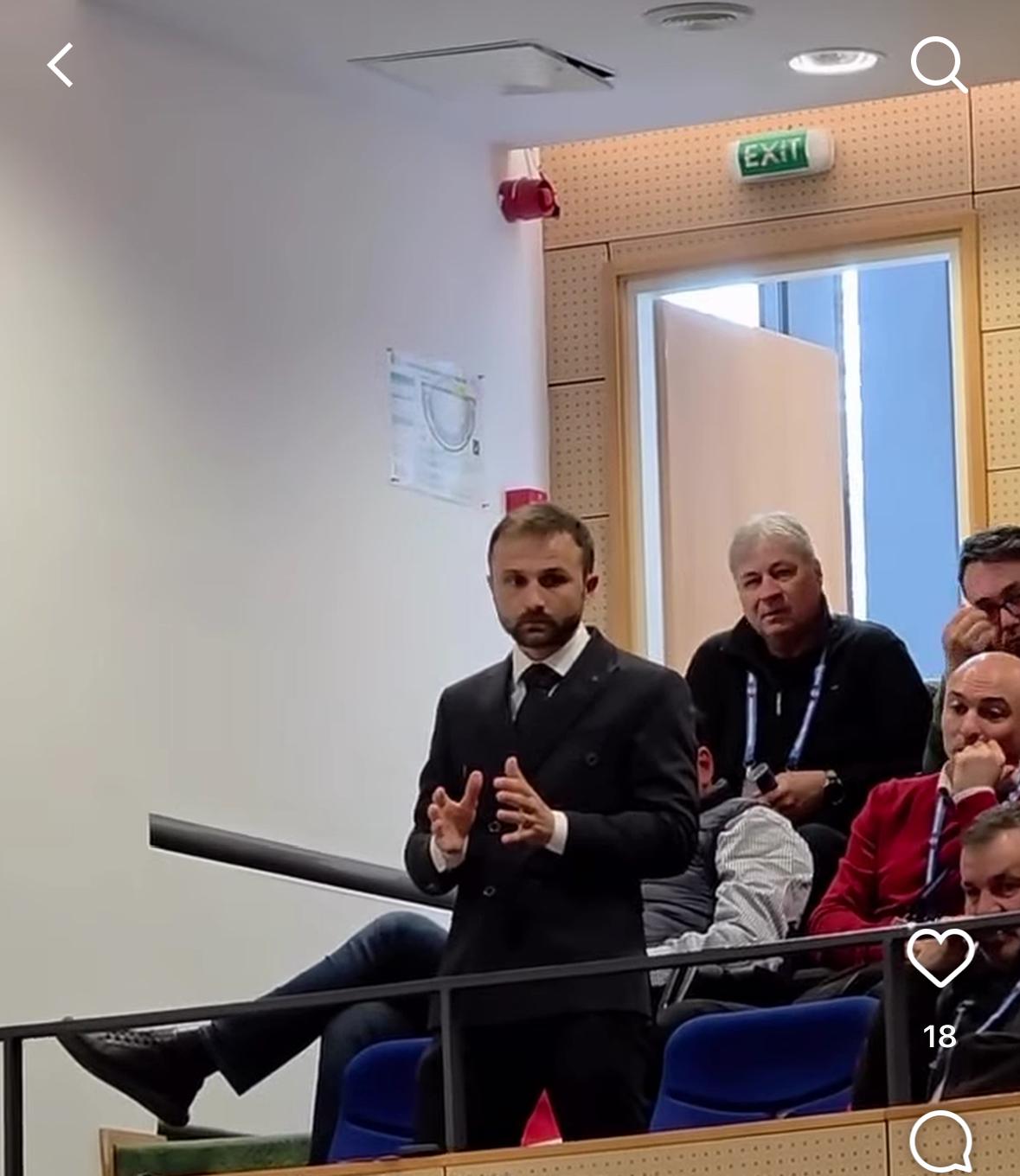 Ilie Drăgan în sală, în ziua alegerilor FRF